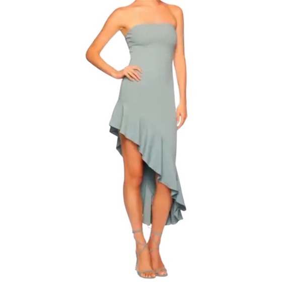 Susana Monaco Dresses & Skirts - NWT Susana Monaco Asymmetric Ruffle Hem Strapless Dress in Celadon. Size X-Small